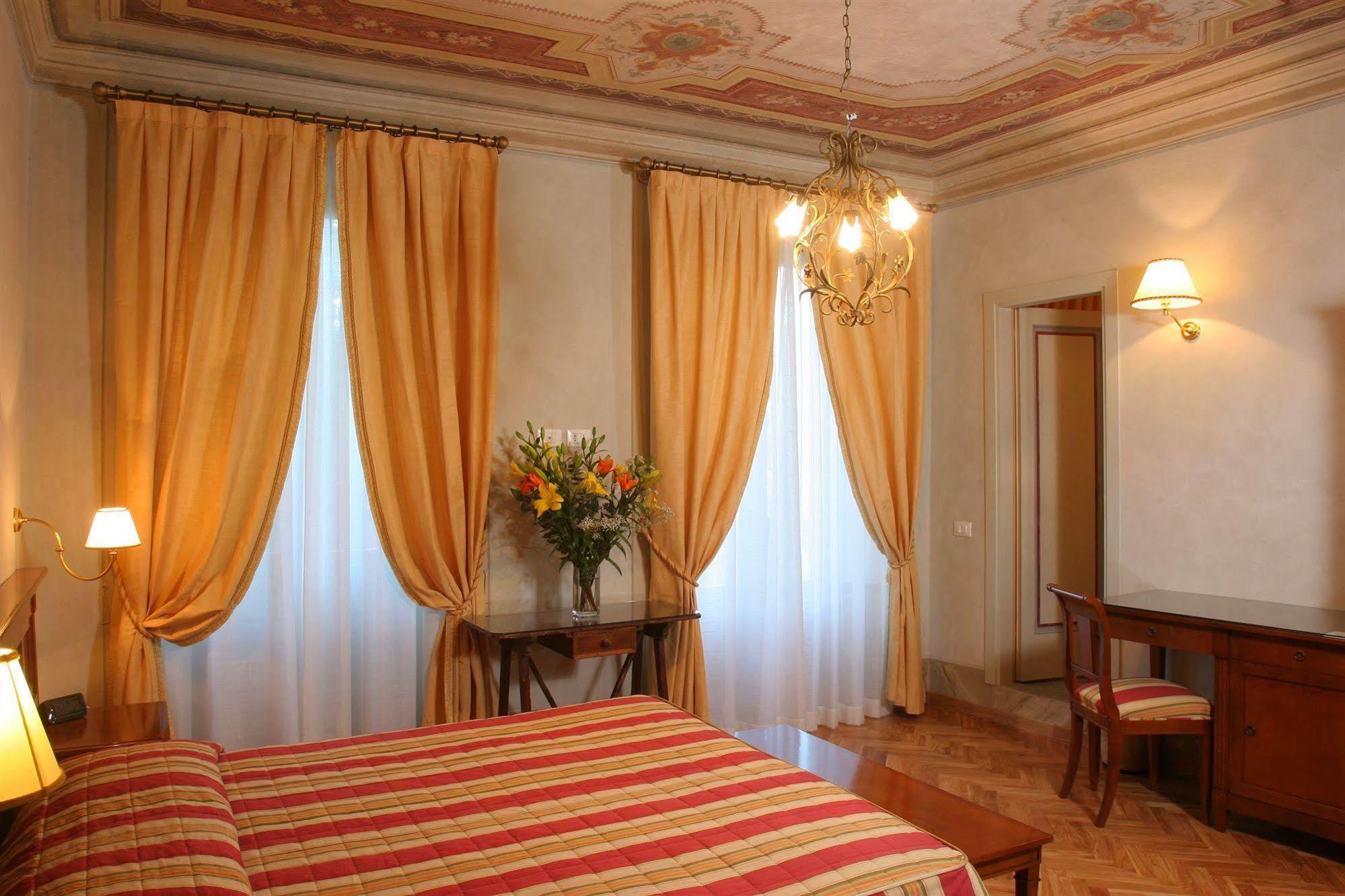Hotel Villa Aurora Φιέζολε Εξωτερικό φωτογραφία